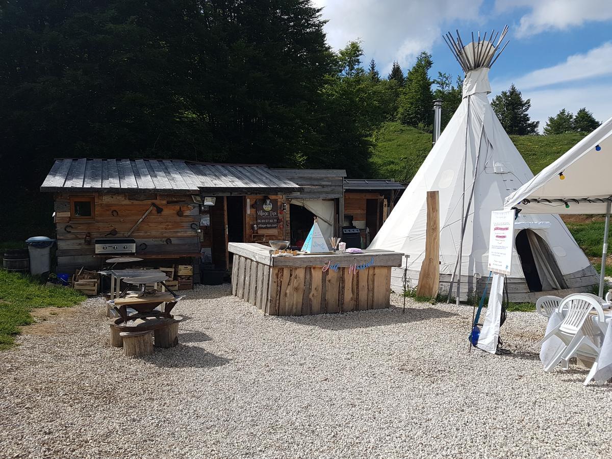 Village Tipi La Féclaz Exterior foto